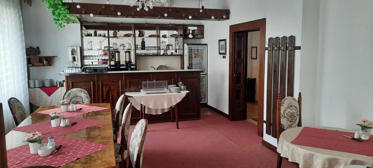 Hotel Excellent Прага Екстер'єр фото