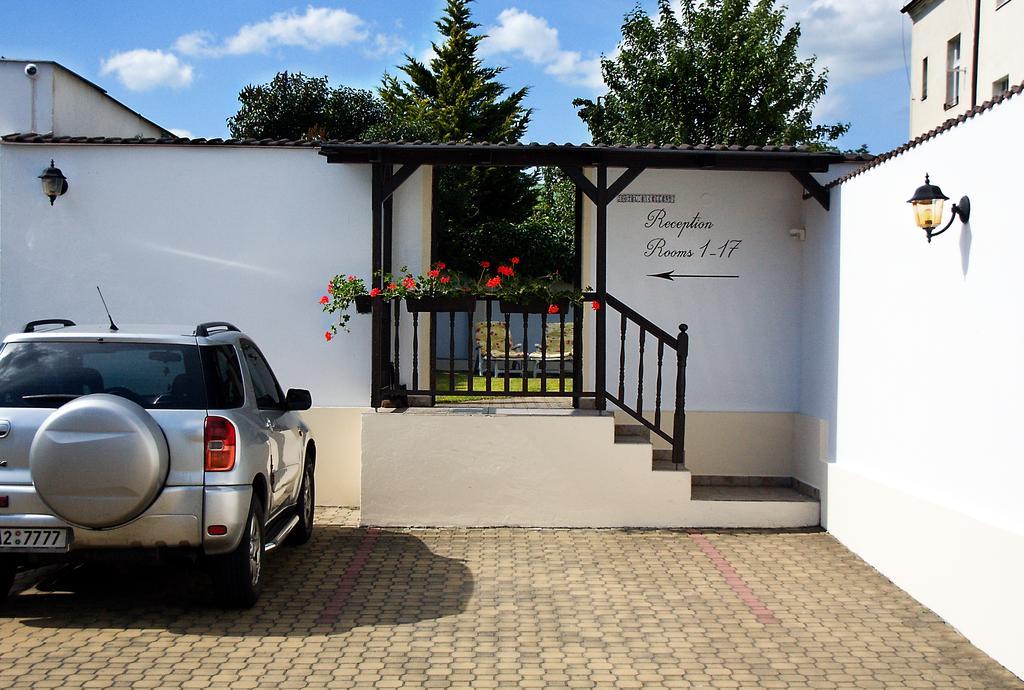 Hotel Excellent Прага Екстер'єр фото